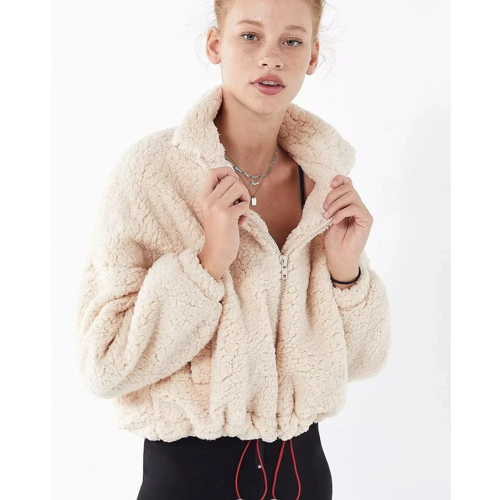 Urban Outfitters Teddy Sherpa Jacket Womens M‎ Cream Cropped Full Zip Fleece